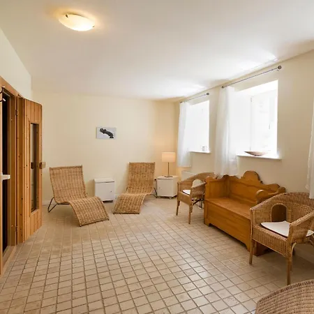 Apartmán Im Ersten Obergeschoss Des Gutshauses